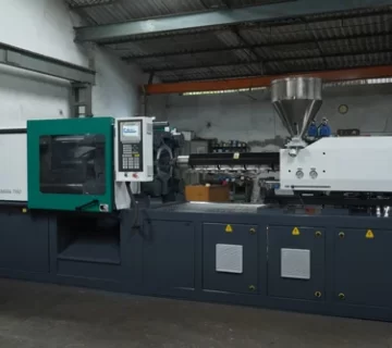 Pet Plastic Injection Molding Machine